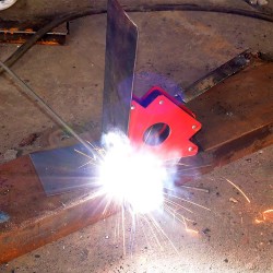 ΜΑΓΝΗΤΙΚΗ ΓΩΝΙΑ ΚΟΛΛΗΣΗΣ 35 ΚΙΛΑ ΣΥΓΚΡΑΤΗΣΗΣ